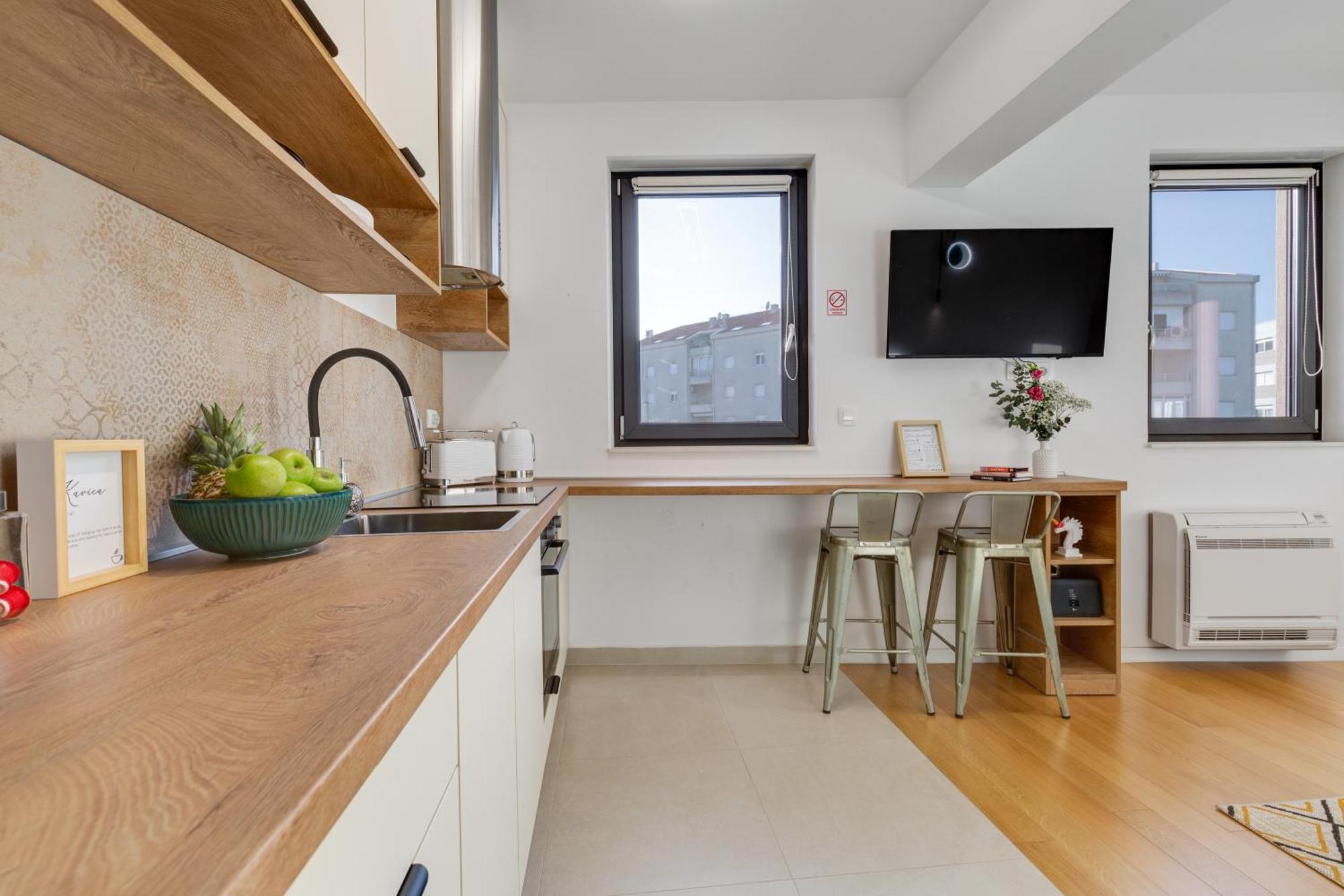 Tres Fenestras Zadar - Private Parking Apartman Kültér fotó