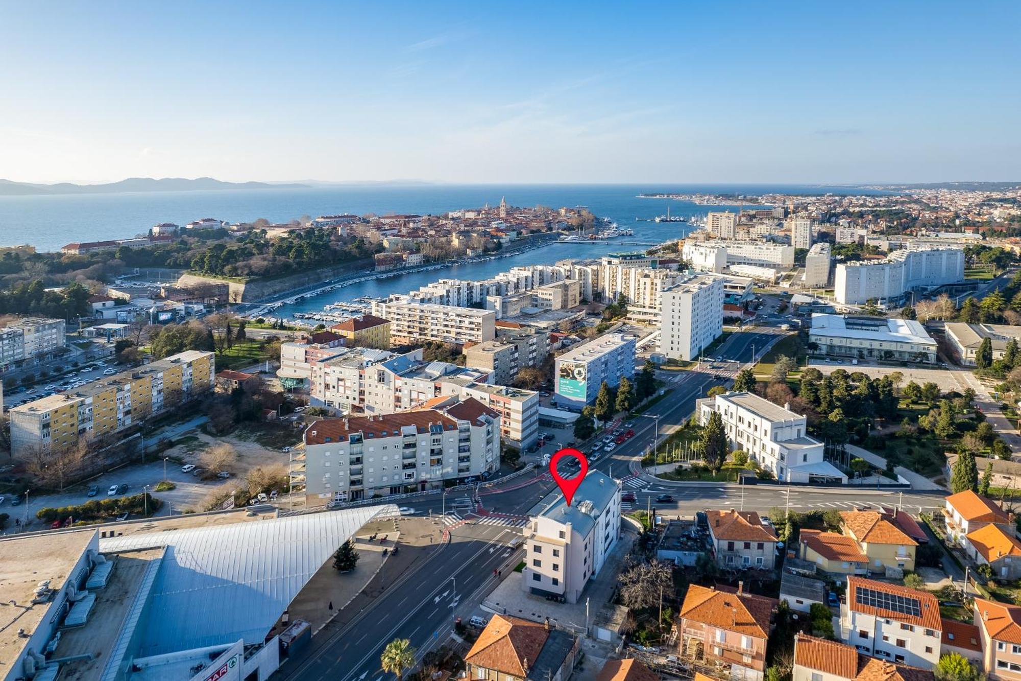 Tres Fenestras Zadar - Private Parking Apartman Kültér fotó