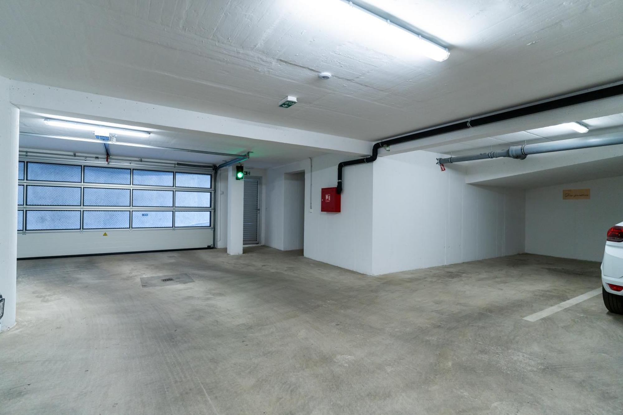 Tres Fenestras Zadar - Private Parking Apartman Kültér fotó